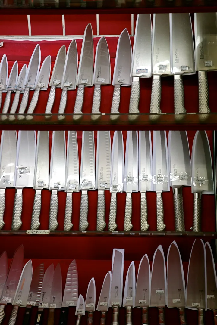 Japanese knife shop in Tokyo