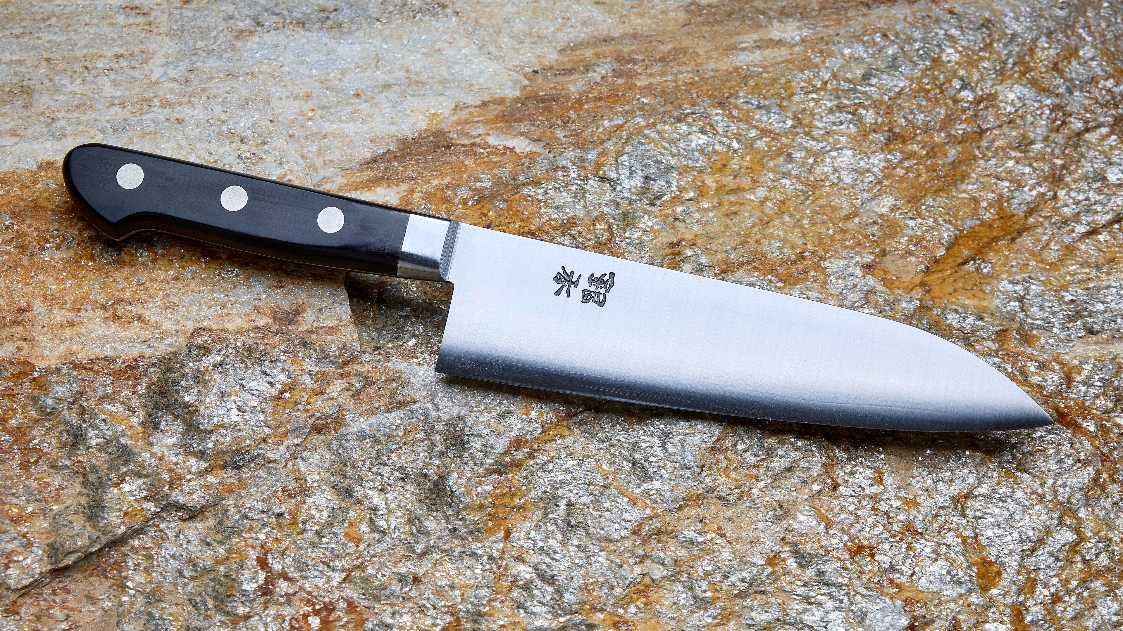 Ashi Ginga carbon steel santoku